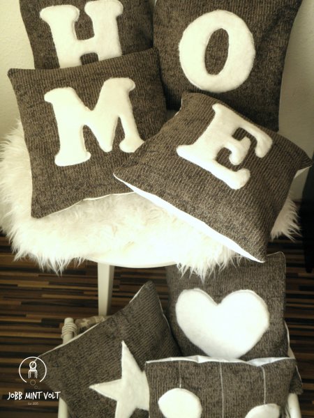 összes párna együtt