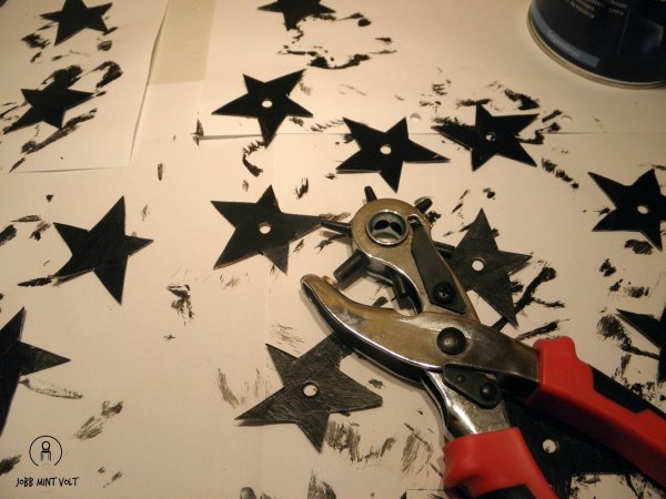 kiscsillagok lyukasztás