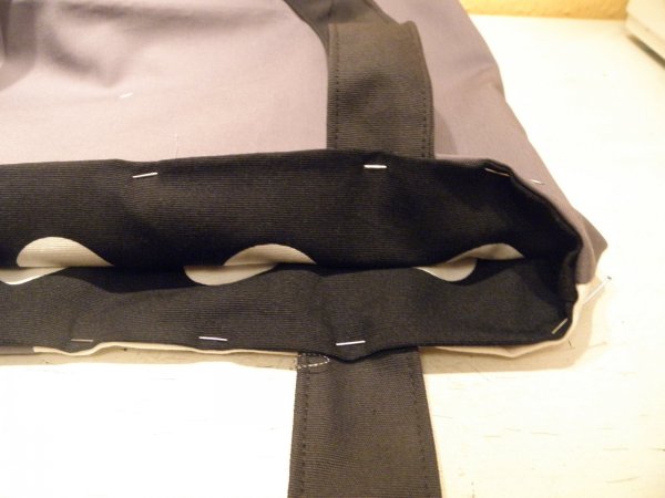 macskás táska fülek betűzése