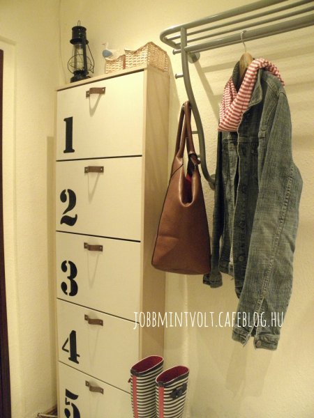 cipősszekrény 1