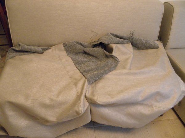 kanapé ülőrész összevarrva